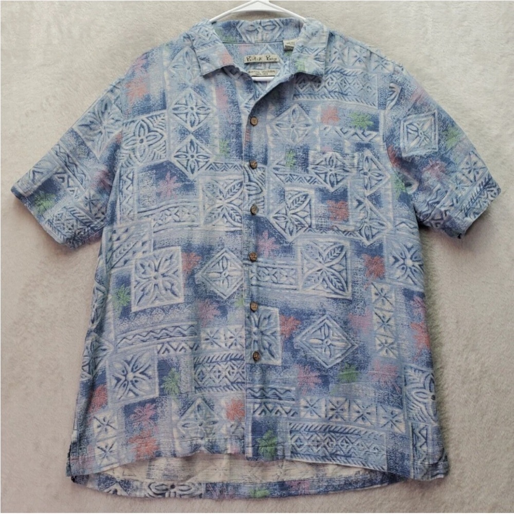 Batik Bay Shirt Mens Large  Blue Hawaiian Silk Short Sleeve Collared Button Down